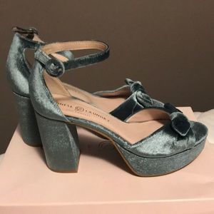 Brand new! Chinese Laundry Blue Velvet Platforms